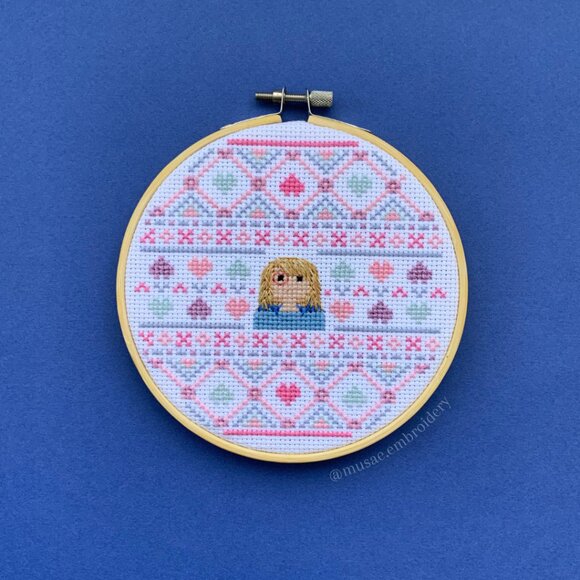 Embroidered Taylor Swift 'Lover' Album Inspired Loop - Picture 1 of 3